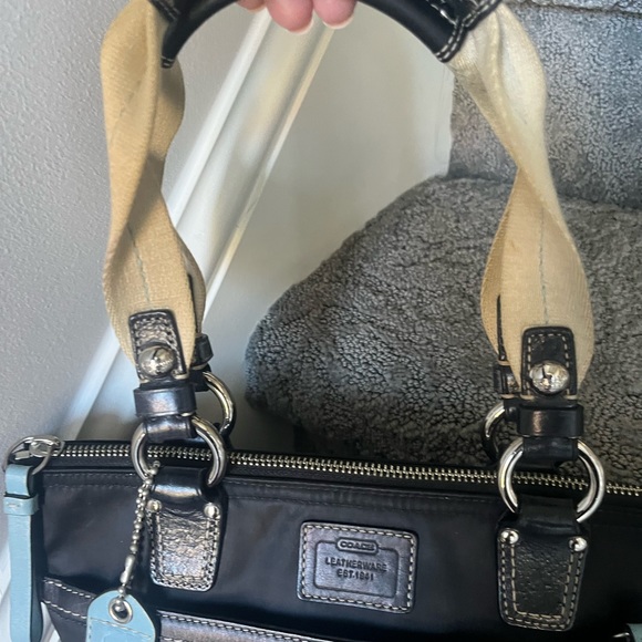 Excellent condition Coach tote bag - Picture 10 of 12